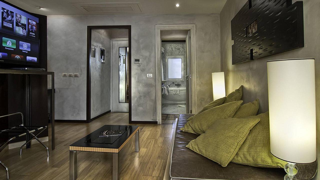 Intown Luxury House Pensión