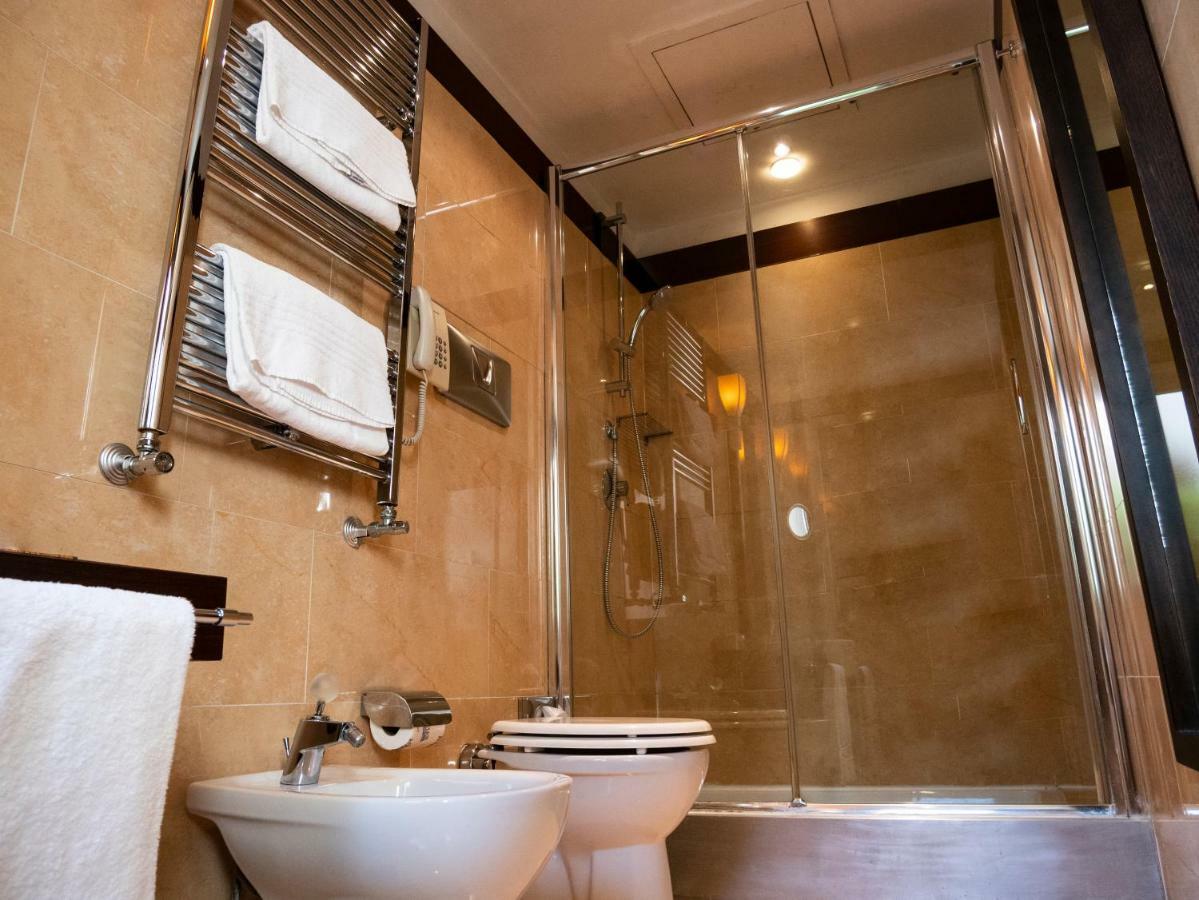 Pensión Intown Luxury House 3*